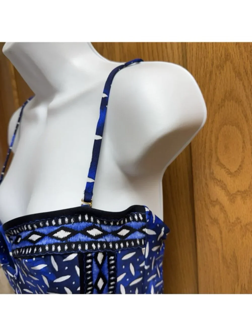 La Blanca Blue & White Geometric Print One-Piece Swimsuit - Size 14 - Picture 2 of 6